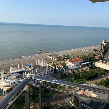 Orbi Sea Towers Apart Hotel Batumi Exterior foto